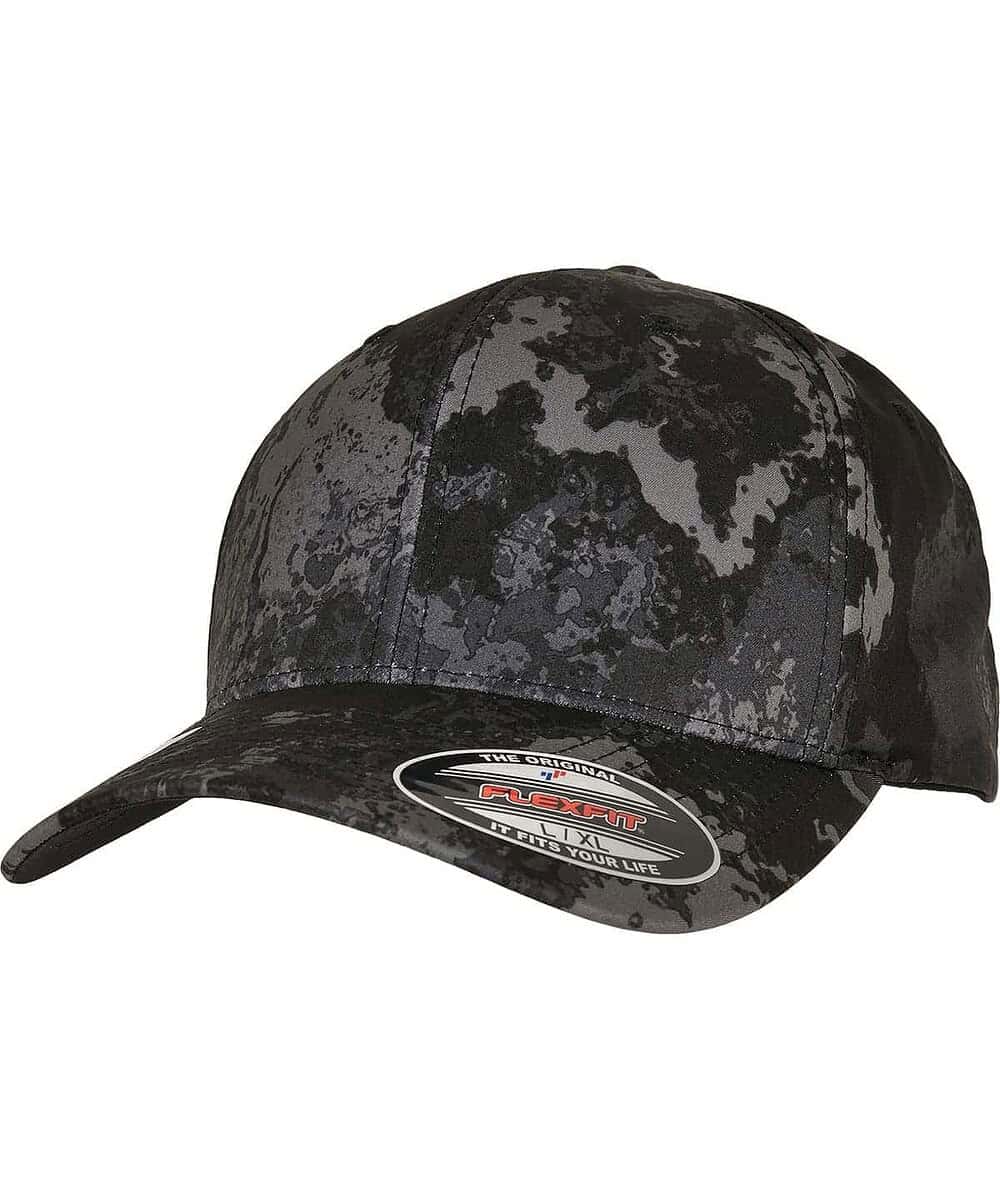 Flexfit Veil Camo Cap with camouflage pattern, ideal for workwear and outdoor activities.