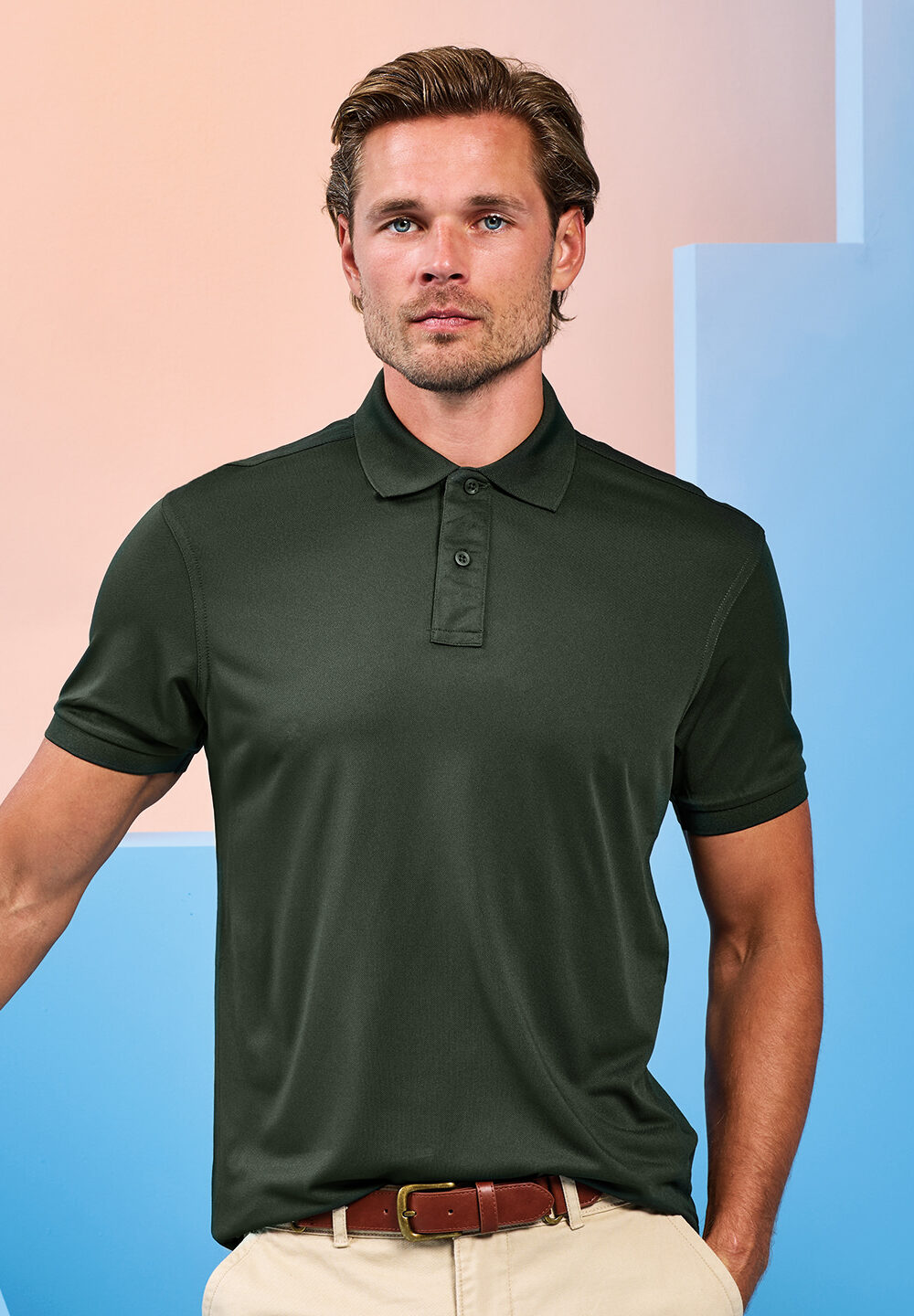 Men's dark green embroidered polo shirt ideal for workwear and personalised uniforms, featuring high-quality embroidery and comfortable fit for professional settings.