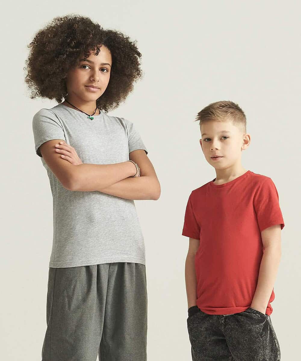 Kids in grey and red T-shirts, showcasing comfortable casual wear for children.
