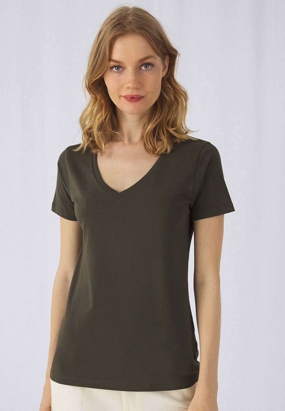 Comfortable black V-neck T-shirt perfect for workwear, embroidered logo, and personalised uniforms, ideal for professional embroidered workwear solutions.
