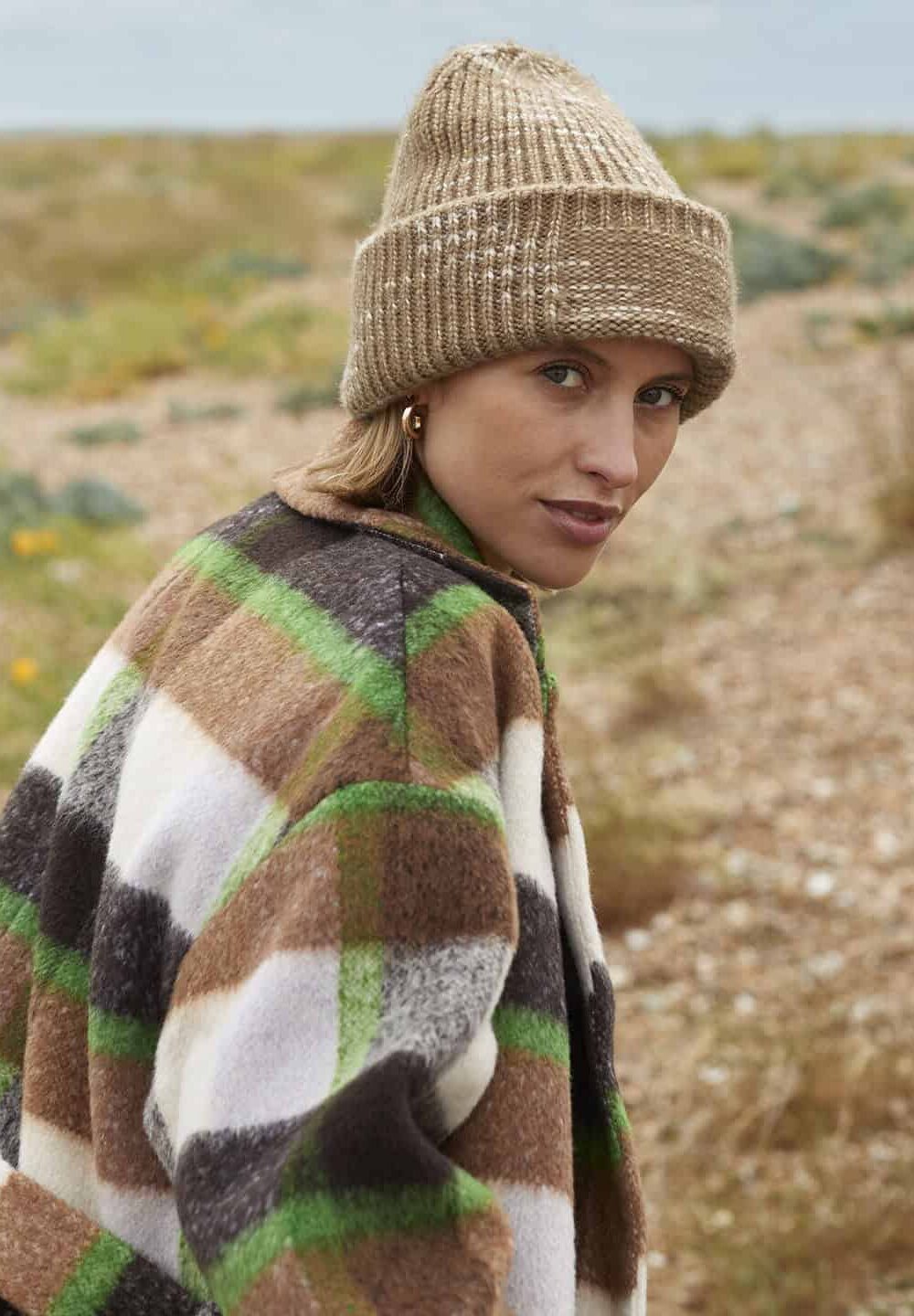 Warm knitted beanie in tan, perfect for outdoor embroidered workwear and personalised uniforms.