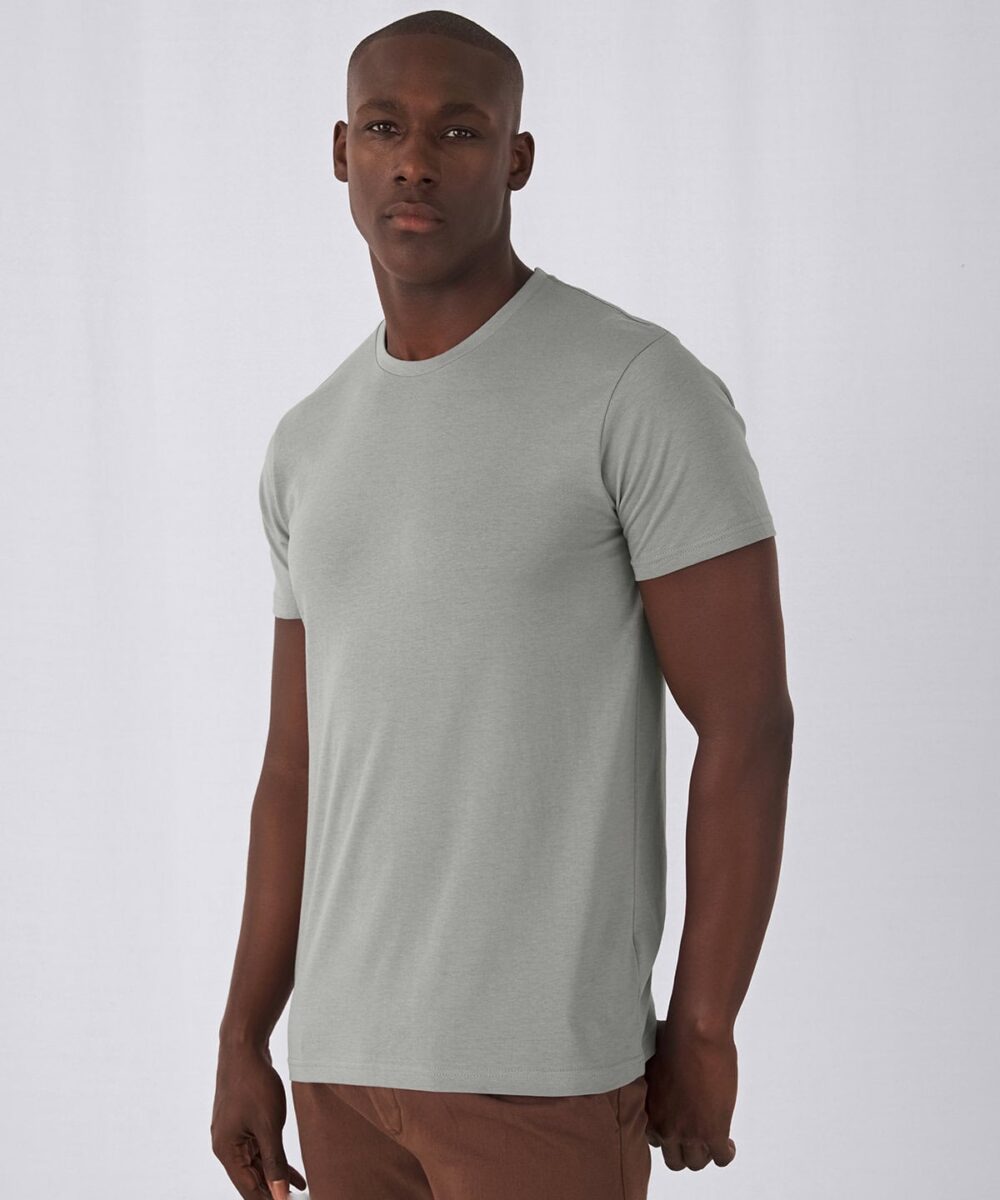 Men's grey T-shirt for embroidery and printing. Perfect for custom workwear and promotional clothing.