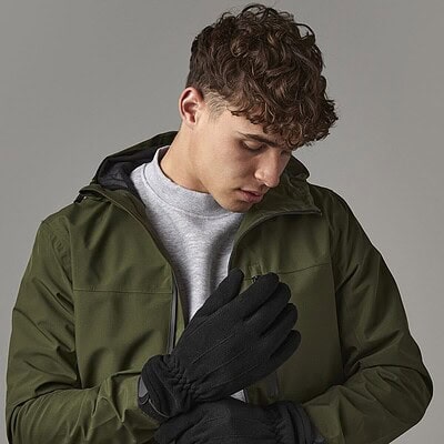 Warm waterproof gloves suitable for work and outdoor use, designed for comfort and durability.