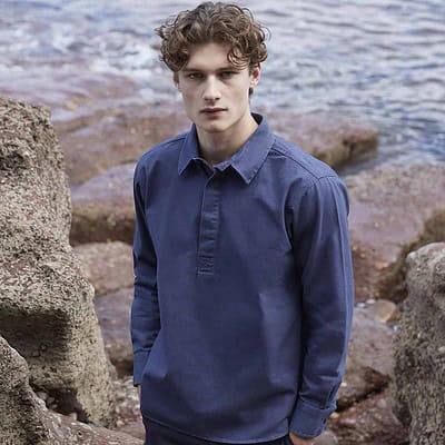 Pullover drill shirt in navy blue, ideal for workwear and uniforms. Comfortable, durable, perfect fo.