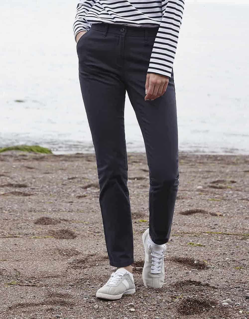 Comfortable black work trousers for personalised embroidery and workwear.