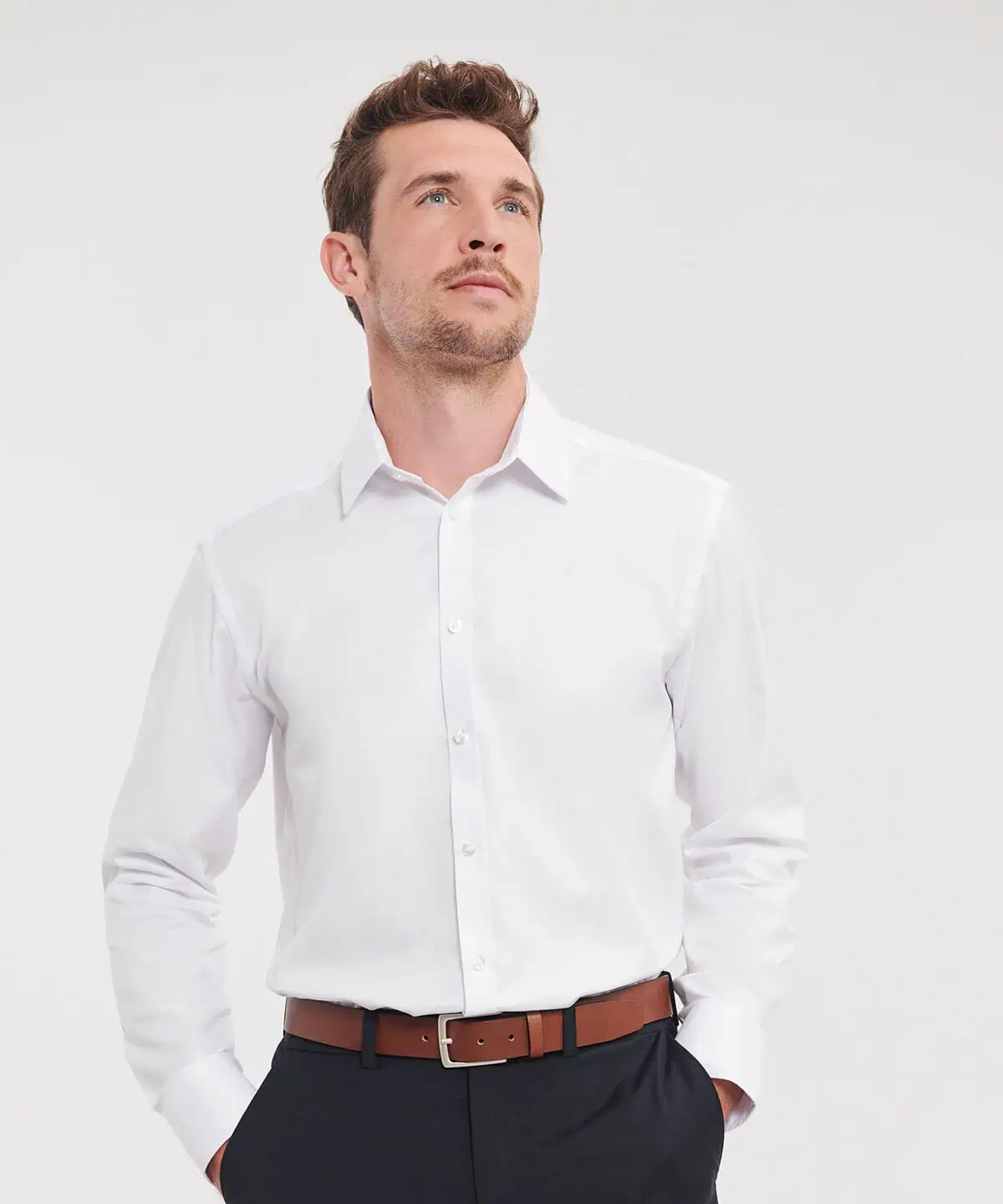 Classic white embroidered workwear shirt, ideal for personalised uniforms and professional embroidery.