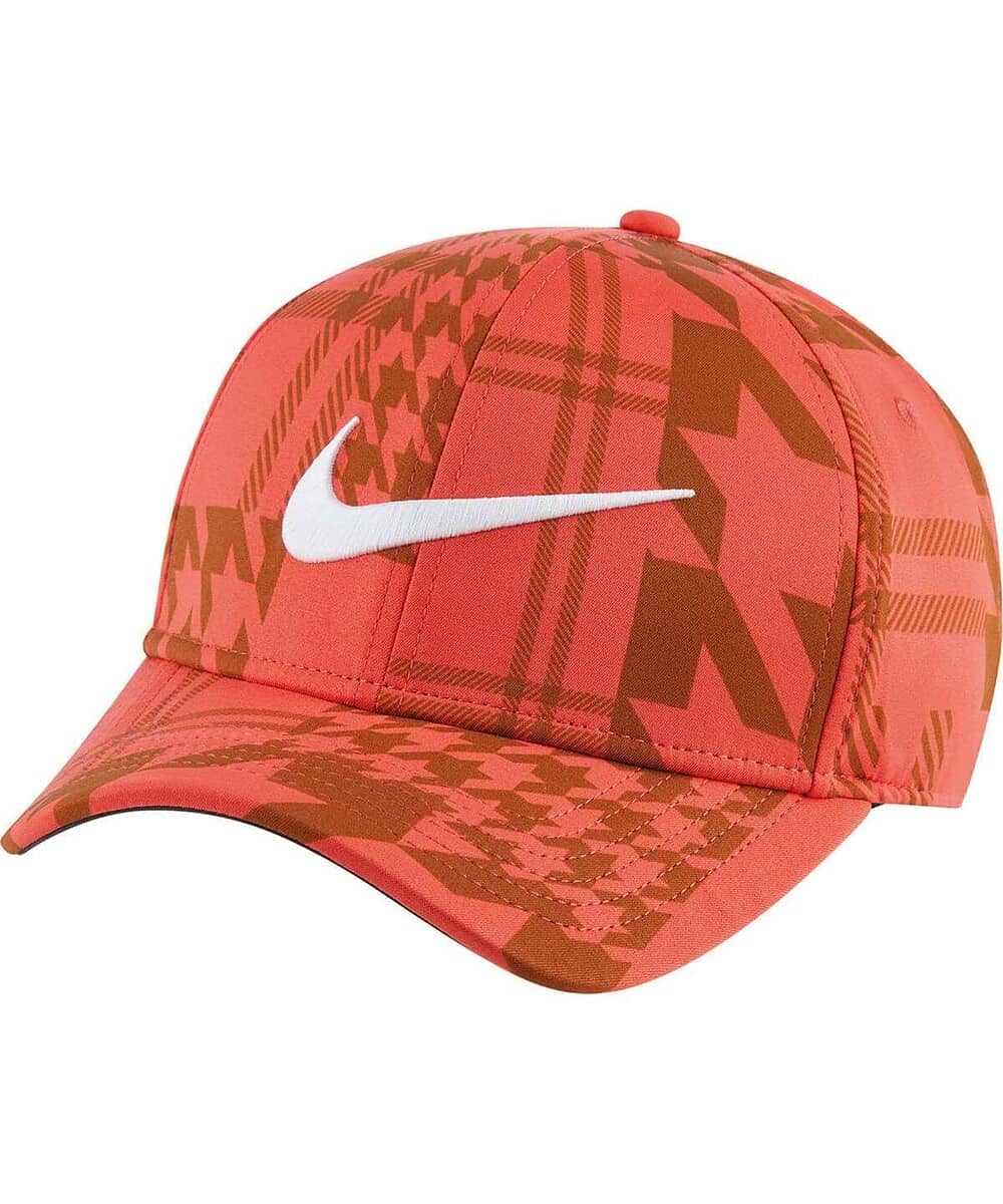 Nike NK327 Arobill Cap with custom embroidery options for sports and casual wear. Perfect for person.