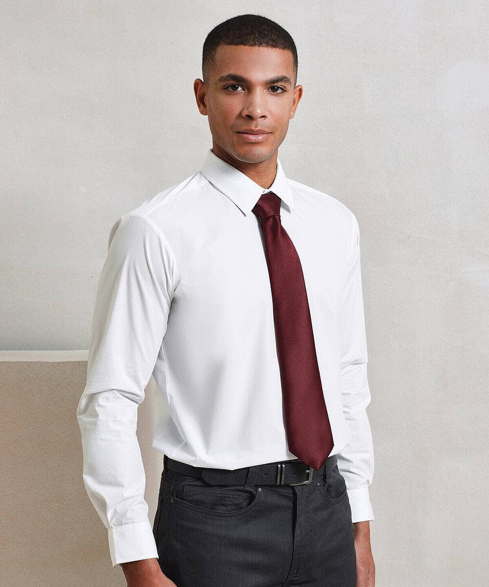 Embroidery satin tie in burgundy, perfect for personalised workwear and corporate clothing.