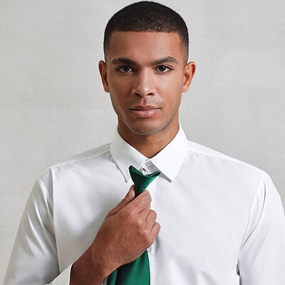 Elegant satin clip tie for personalised embroidery. Perfect for corporate uniforms and special event.