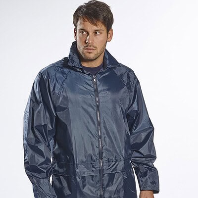 Rain-resistant Portwest PW166 jacket for work and outdoor activities.