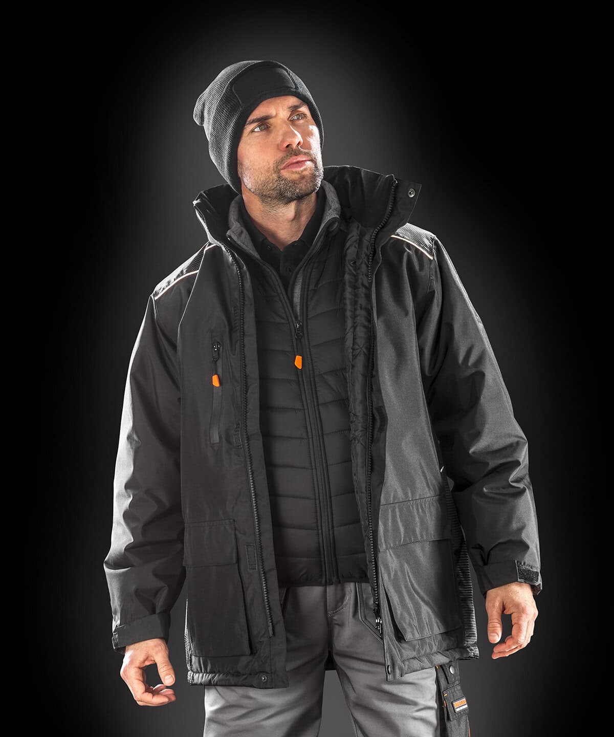 Comfortable outdoor workwear jacket with embroidered logo for work sites.