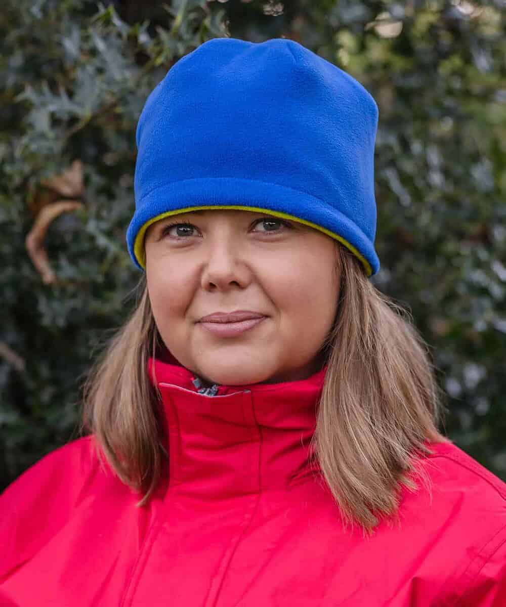 Reversible fleece skull hat in blue, perfect for winter, customisable with your logo or design.