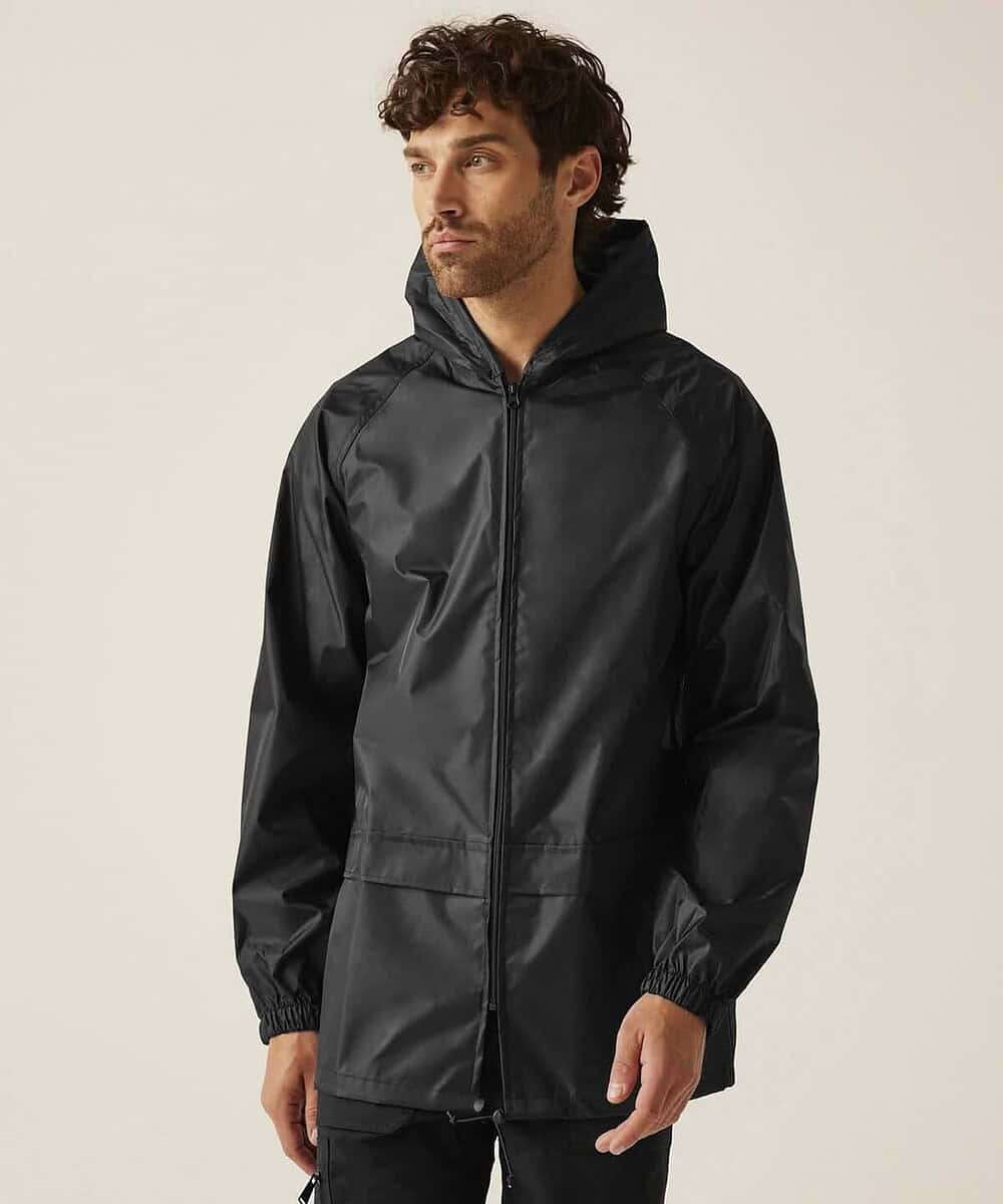 Black waterproof Regatta Stormbreak jacket with hood, ideal for personalised workwear.