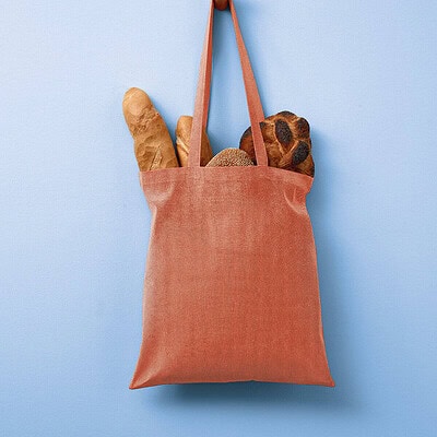 Recycled cotton shopper bag with bread and baguette inside, eco-friendly and personalised with logo.