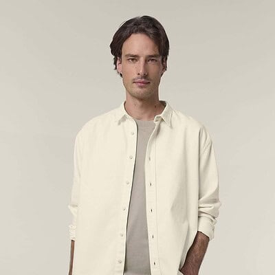 Worker shirt STWU975 for professional workwear and uniforms. Perfect for creating a cohesive company.